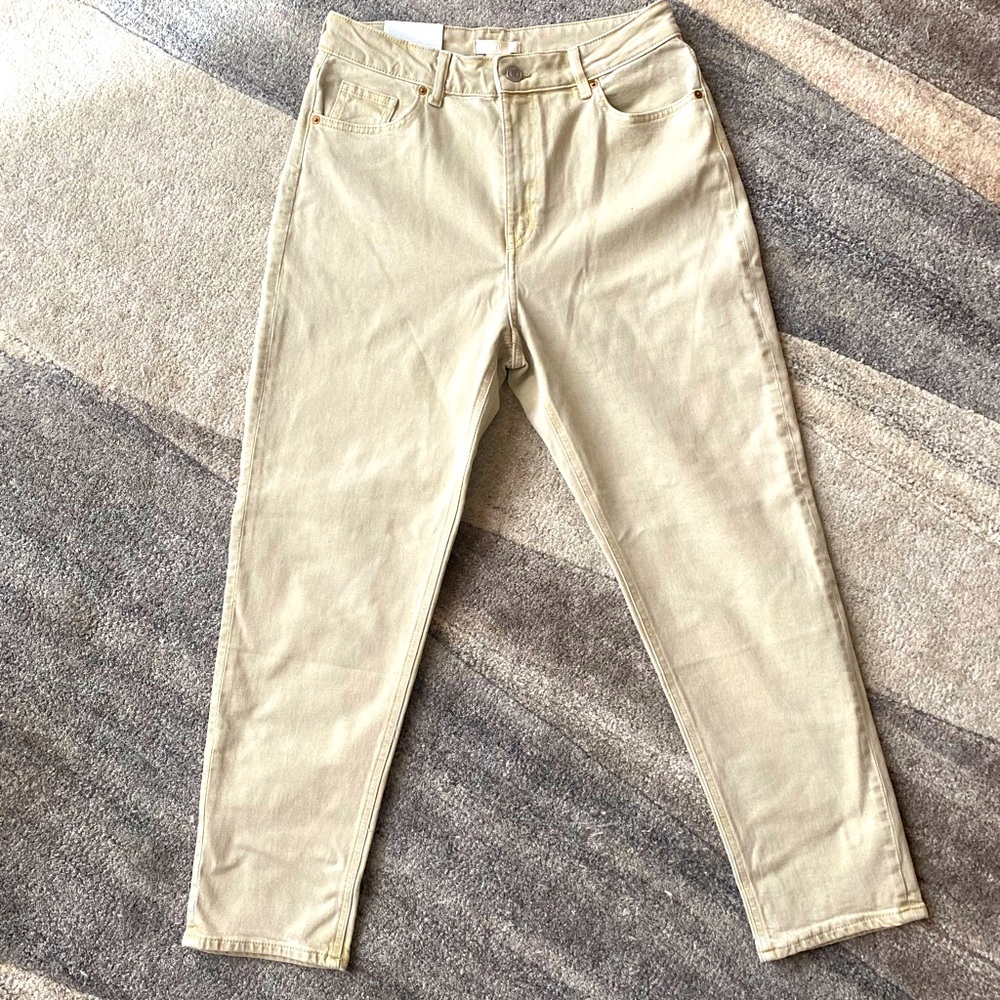 NWT H&M Mom jeans, size 10